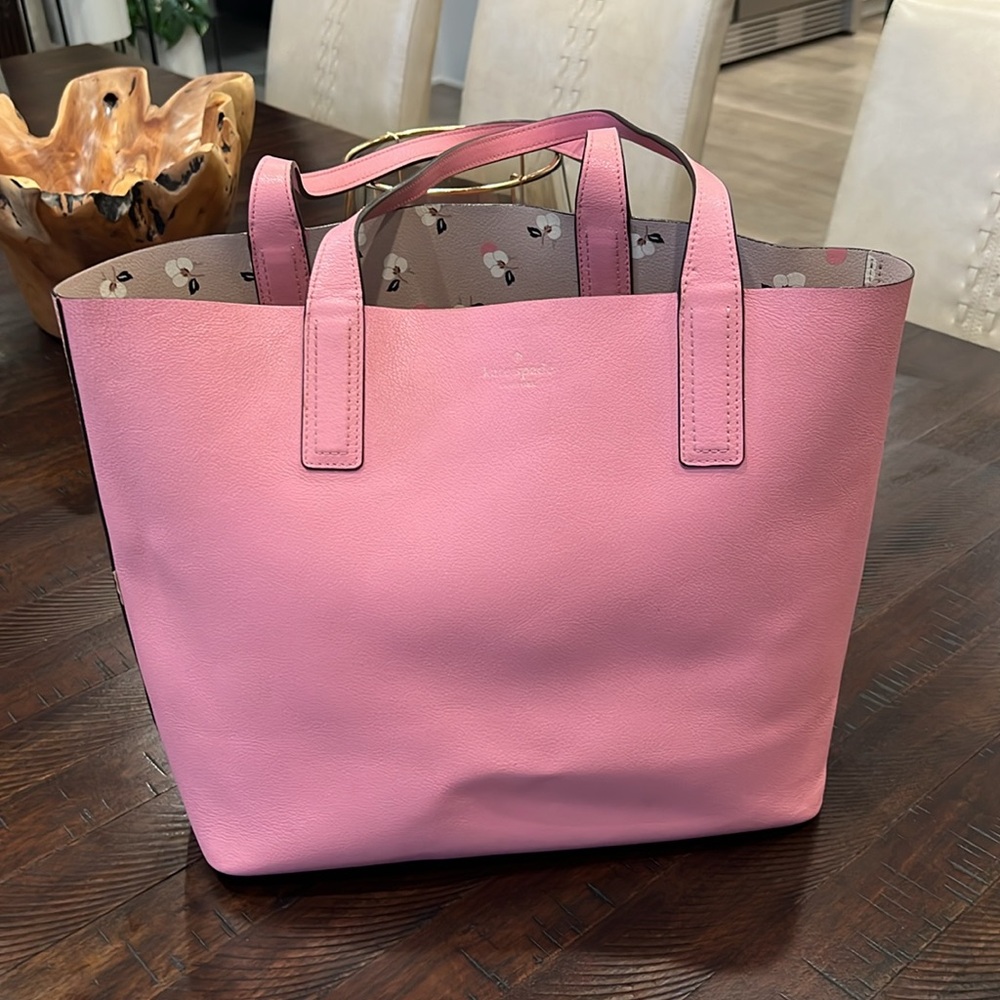 Kate Spade Reversible Tote Bag - Picture 5 of 9